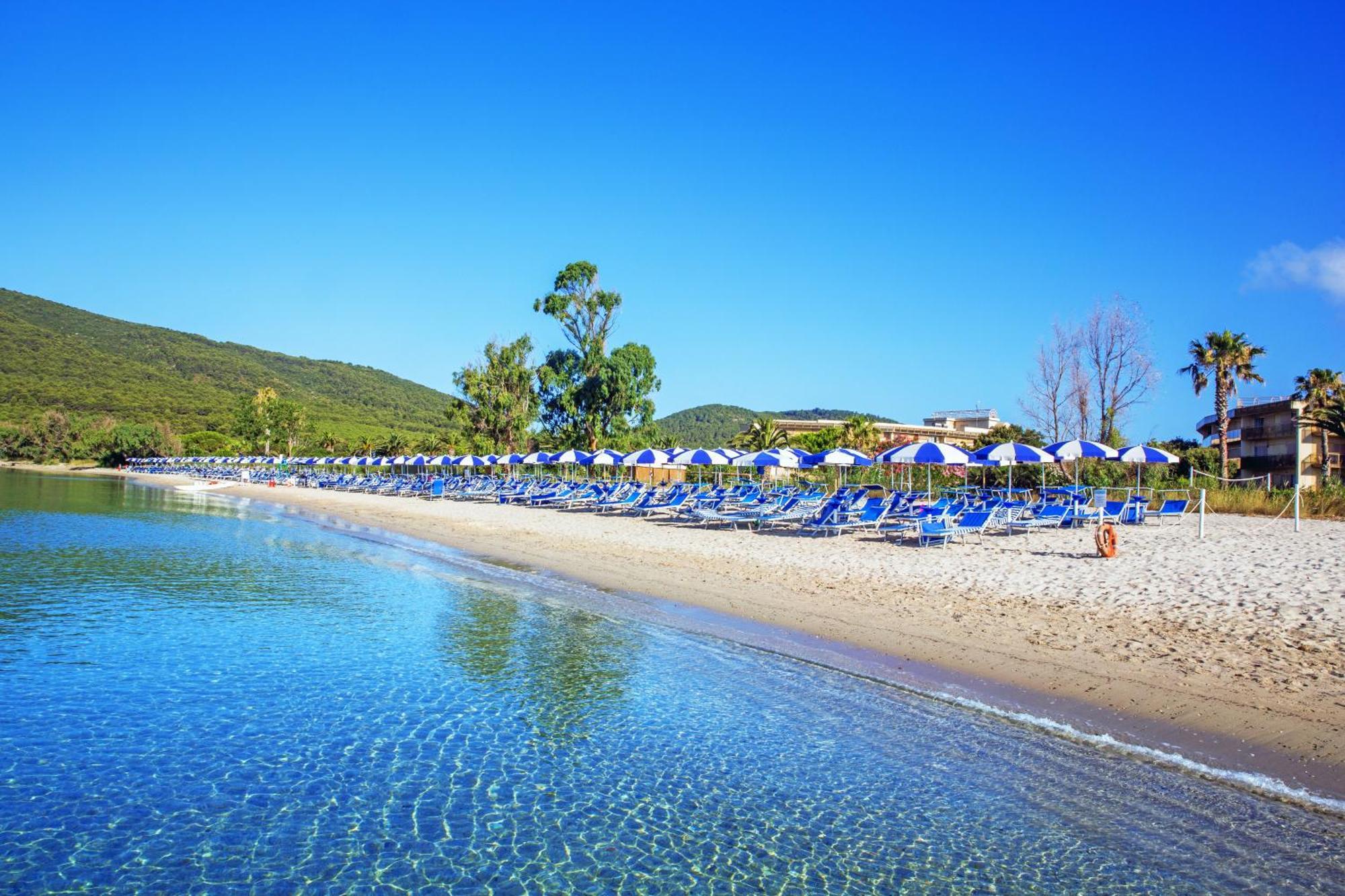 Hotel Baia Di Conte 4*