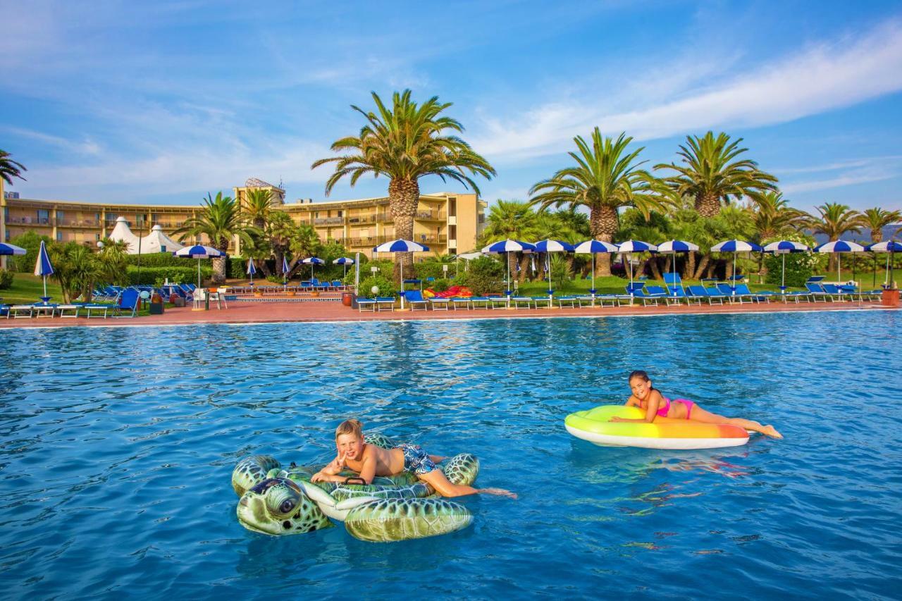 Baia Di Conte Hotel 4*